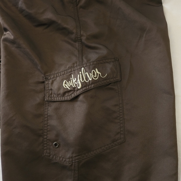 Quiksilver Brown Shorts Size 38 - Picture 3 of 5
